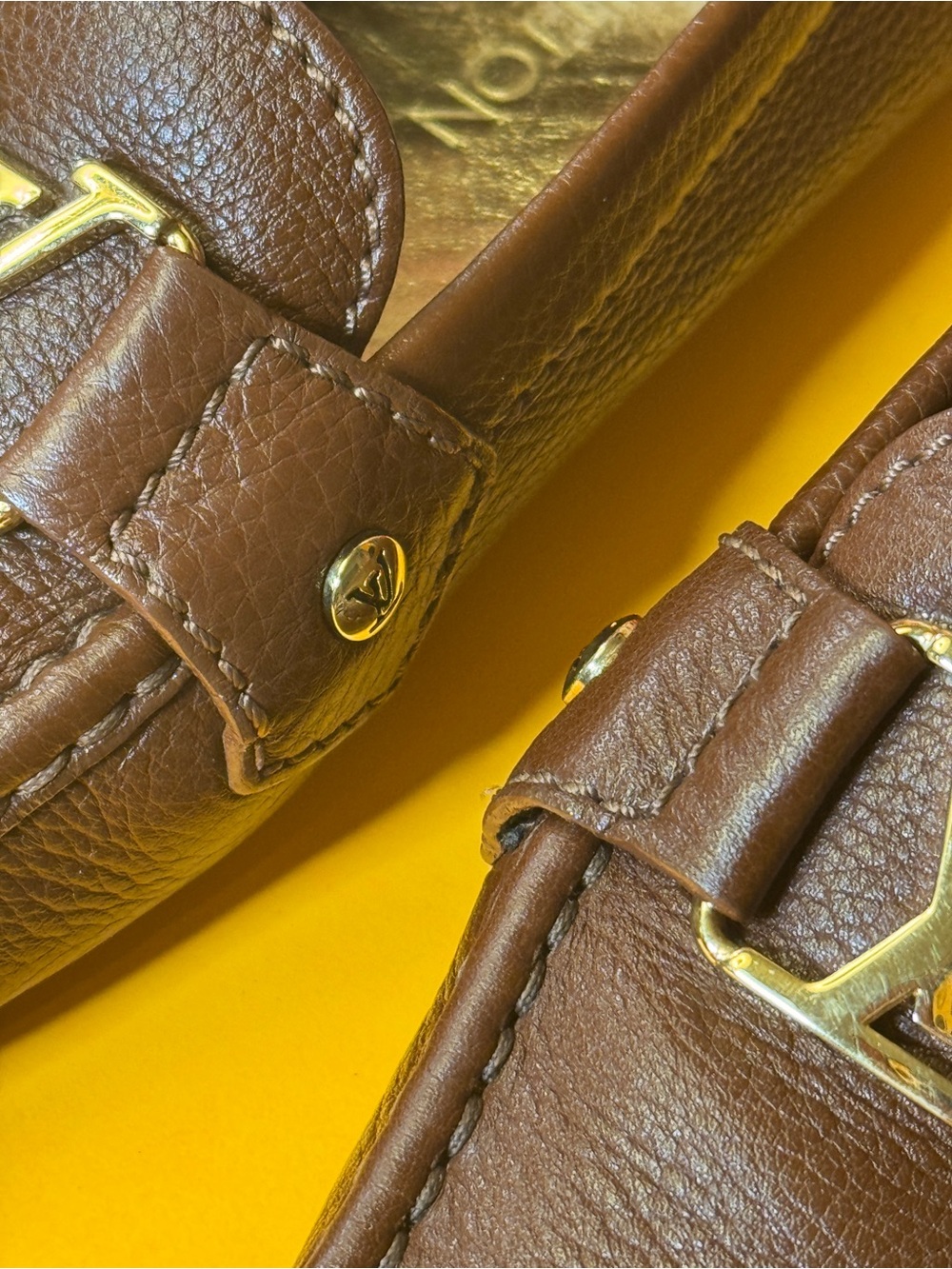 Louis Vuitton loafers Brown Leather Insole Detailing with Gold Stamp - Picture 4 of 15